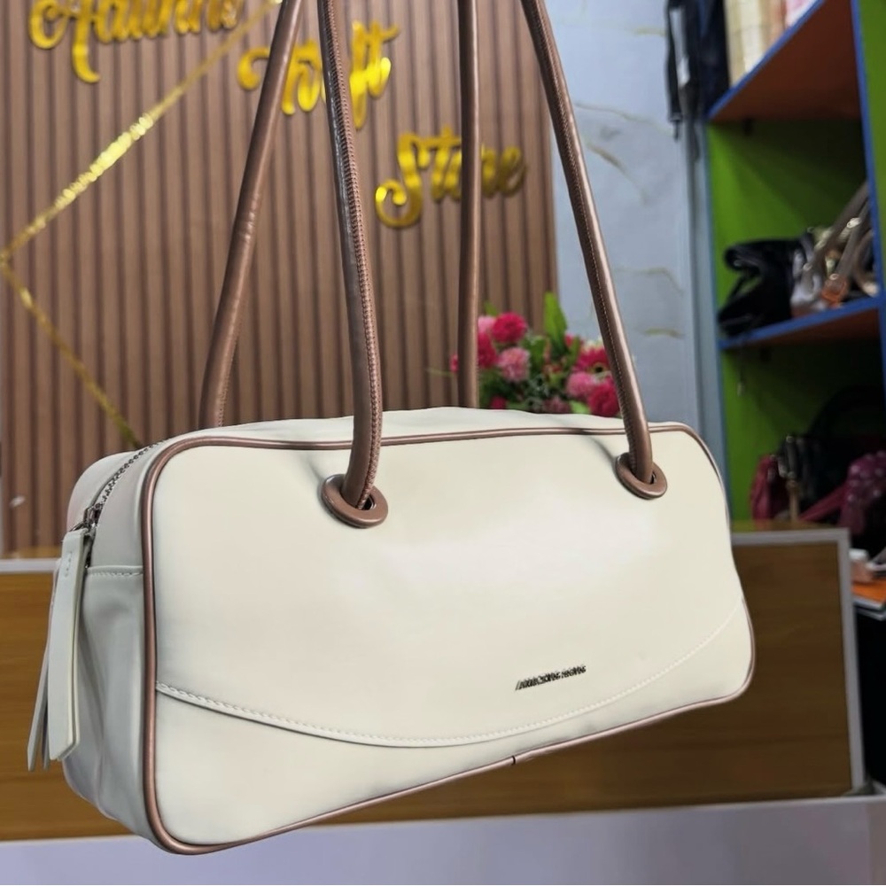 Elegant Cream and Brown Shoulder Bag by - Picture 4 of 9